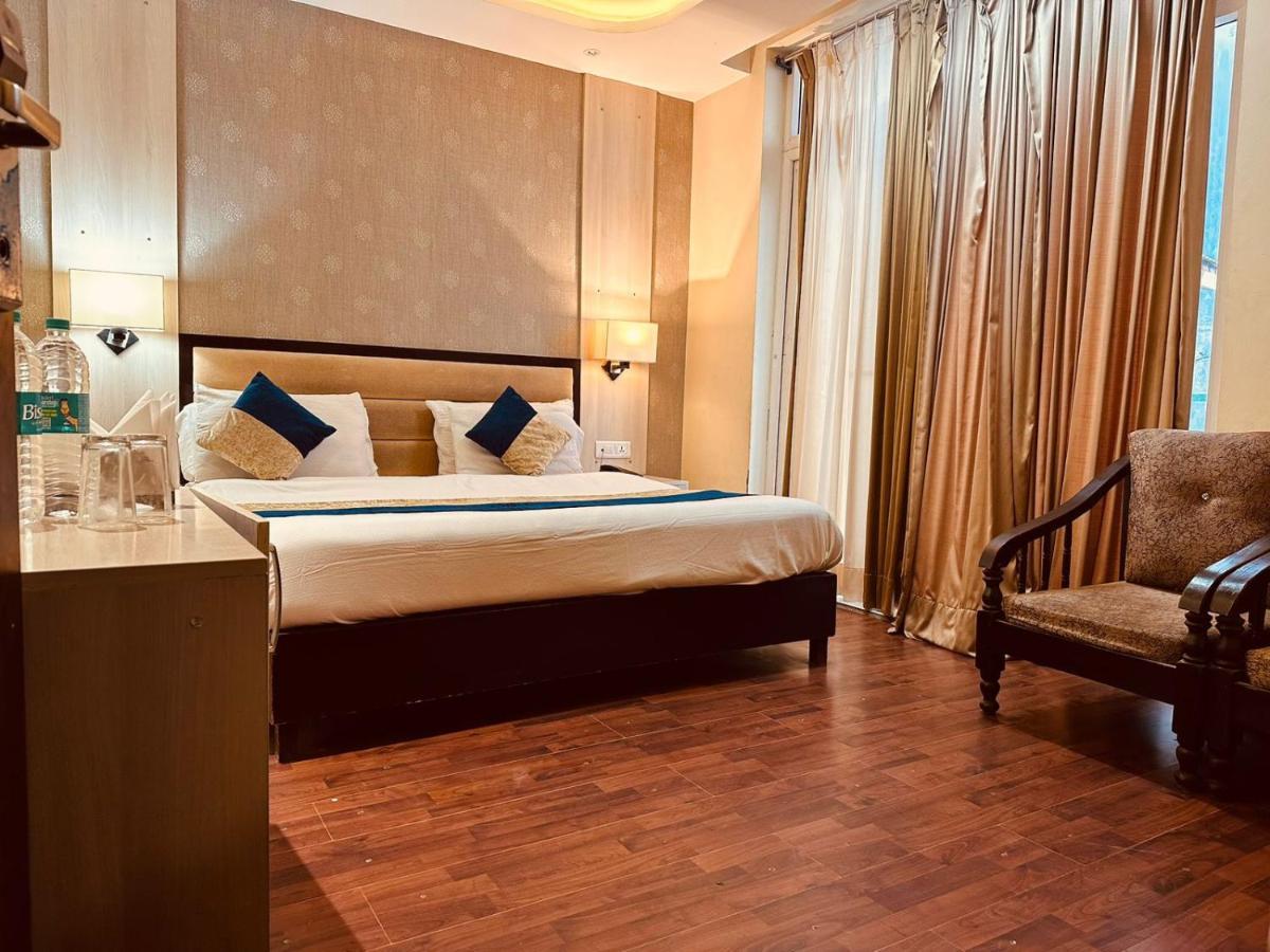 Hotel Royal Residency Маналі Екстер'єр фото
