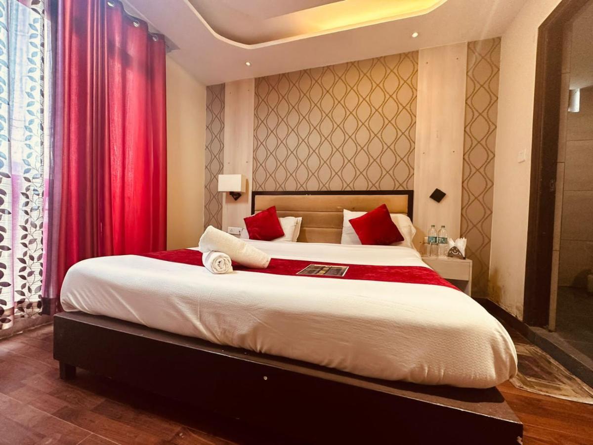 Hotel Royal Residency Маналі Екстер'єр фото