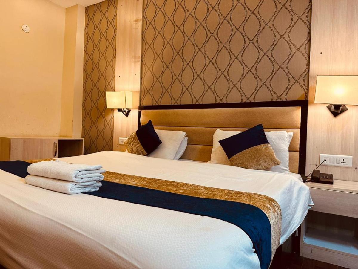 Hotel Royal Residency Маналі Екстер'єр фото